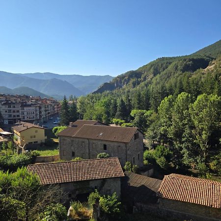 En El Corazon De Baga, Precioso Pueblo Medieval Exteriér fotografie