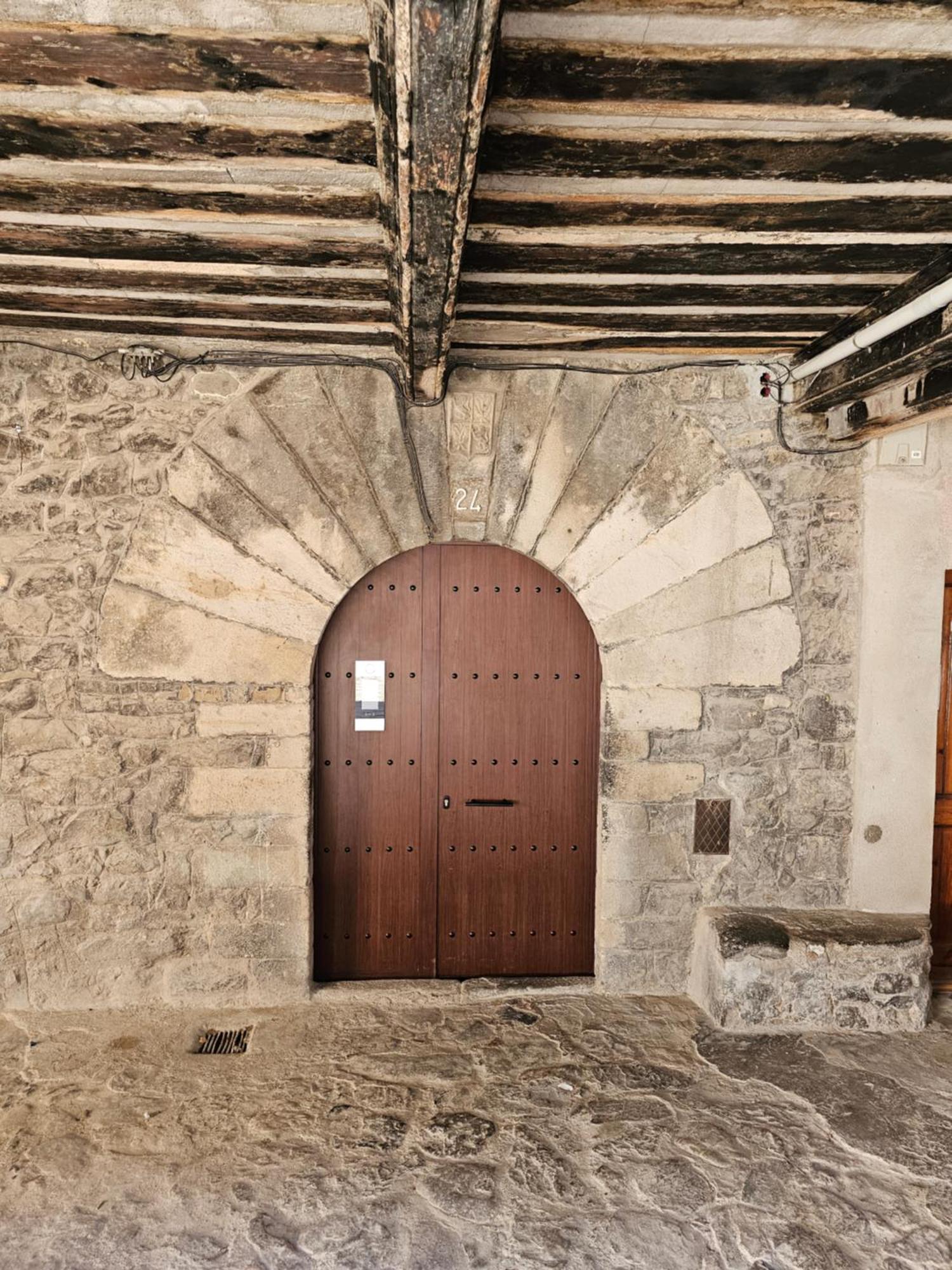 En El Corazon De Baga, Precioso Pueblo Medieval Exteriér fotografie